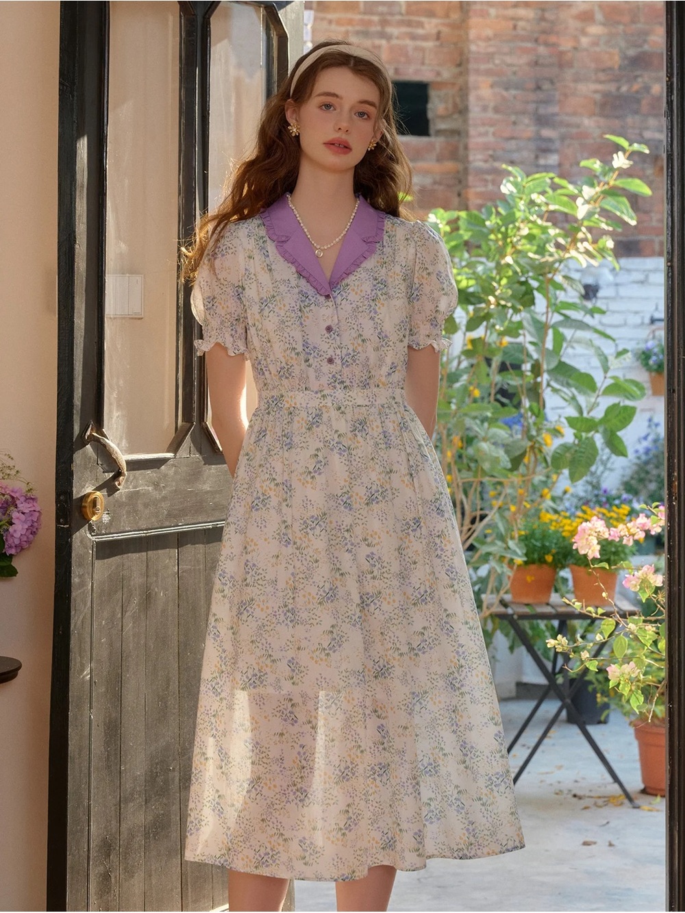 Simple Retro Christina V-neck Floral Dress Medium
